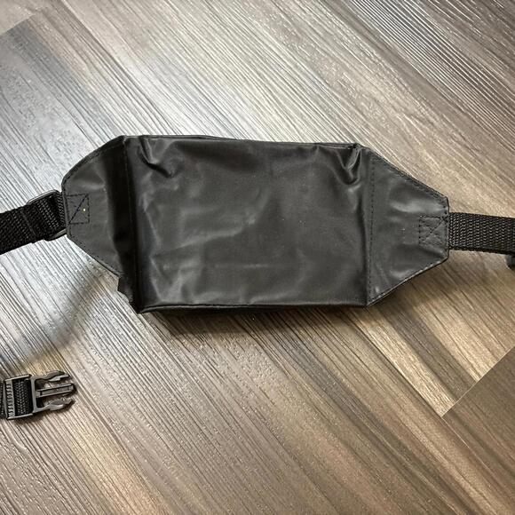 Darkwing Duck Kids Fanny Pack Snack Bag Pouch Hip Sack Disney Dark Wing - Picture 9 of 9